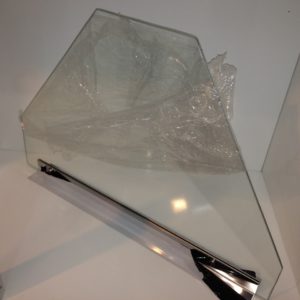 Стеклянная передвижная перегородка для холодильных витрин